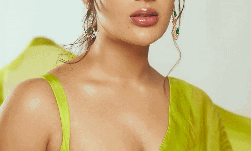 Samyukthas Stunning Look Will Leave You Mesmerized