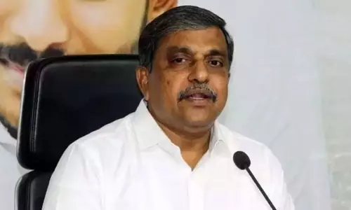 సజ్జలను జగన్ సైడ్ చేసేశారా ?