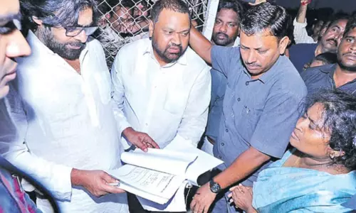 తెలంగాణ క్యాబ్  డ్రైవర్లకు  పవన్  కల్యాణ్  స్పెషల్  రిక్వస్ట్!