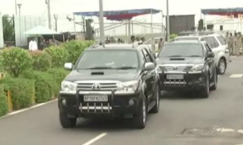 జగన్  బుల్లెట్  ప్రూఫ్  కారుపై హైకోర్టు సంచలన వ్యాఖ్యలు!
