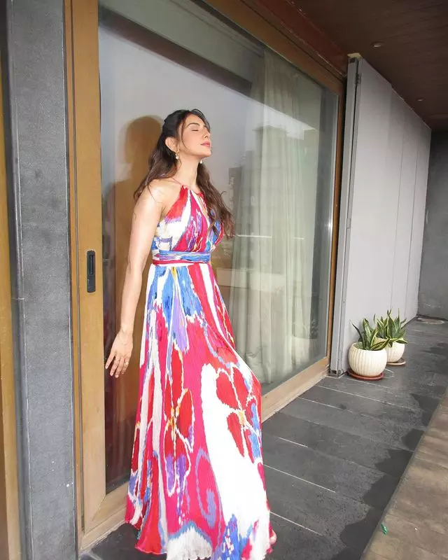 Rakul Preet Singh’s Glam Look Is a Must-See