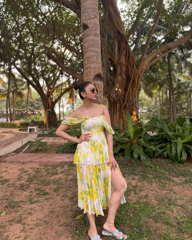 Rakul Preet Singh’s Glam Look Is a Must-See Rakul Preet Singh’s Glam Look Is a Must-See