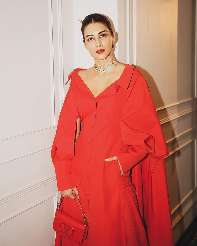 Kriti Sanon’s Stylish Look Will Inspire You Kriti Sanon’s Stylish Look Will Inspire You