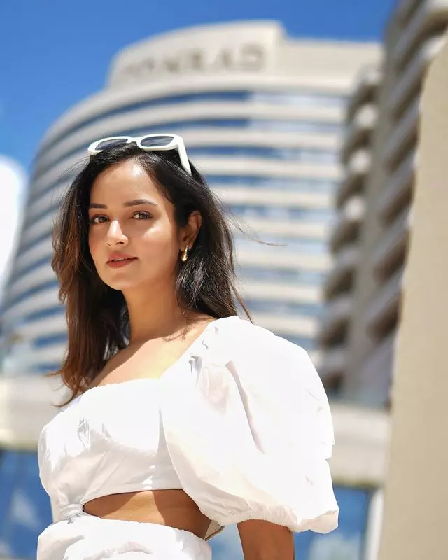 Shanvi Srivastava’s Dress Is a Fashion Masterpiece