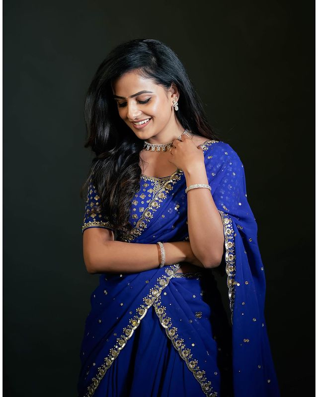 Vaishnavi Chaitanya’s Look Is a Fashion Lover’s Dream Vaishnavi Chaitanya’s Look Is a Fashion Lover’s Dream