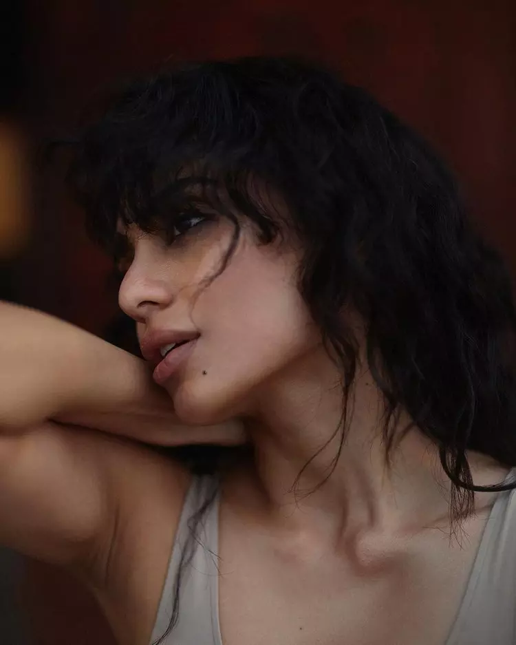 Sobhitha Dhulipala’s Glamorous Look Will Captivate You