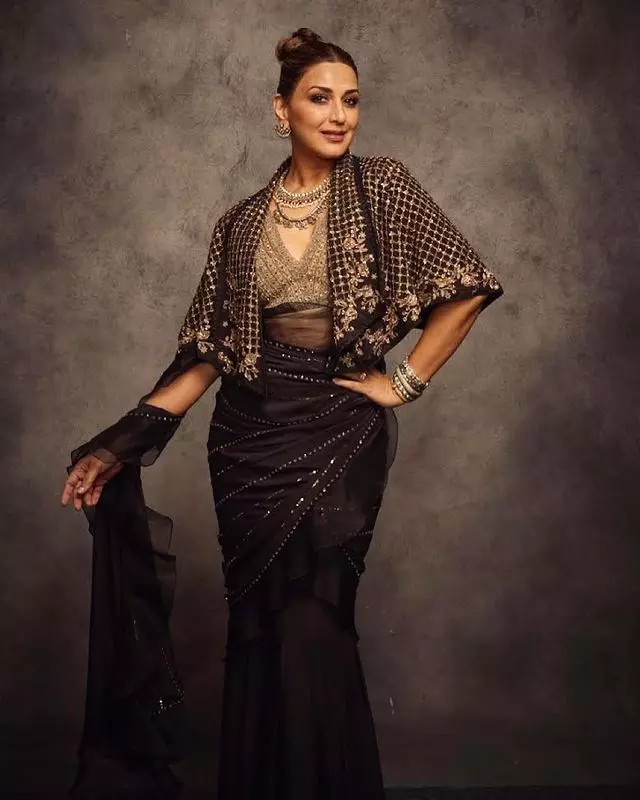 Sonali Bendre Looks Charming Sonali Bendre Looks Charming