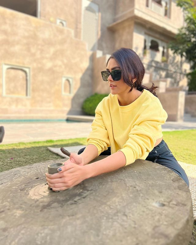 Mrunal Thakurs Adorable Instagram Snaps Mrunal Thakurs Adorable Instagram Snaps