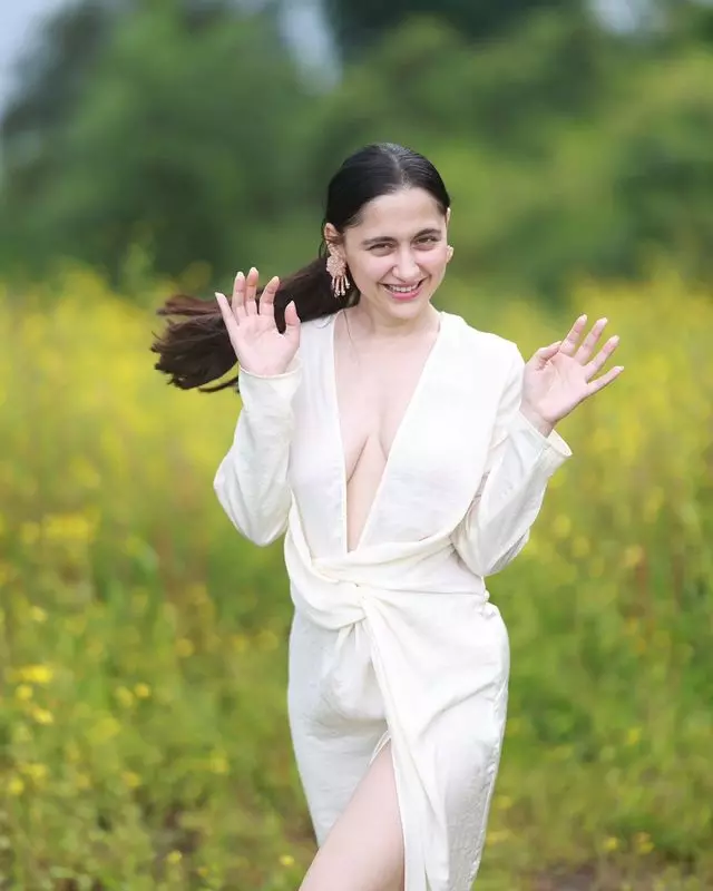 Sanjeeda Shaikh�s Dress Will Make You Want to Steal Her Style