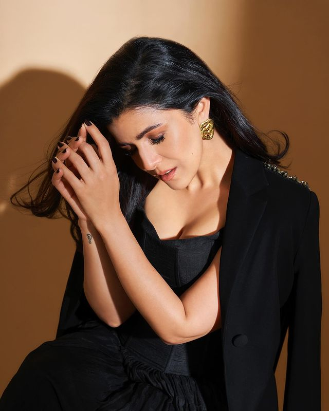 Nimrat Kaur’s Fashion Game Is Unbeatable Nimrat Kaur’s Fashion Game Is Unbeatable