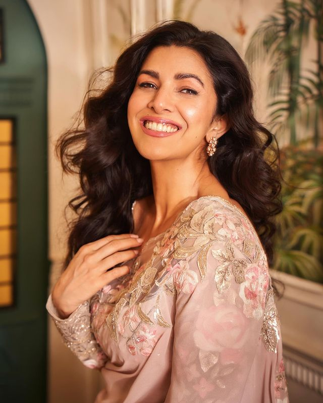 Nimrat Kaur’s Fashion Game Is Unbeatable Nimrat Kaur’s Fashion Game Is Unbeatable