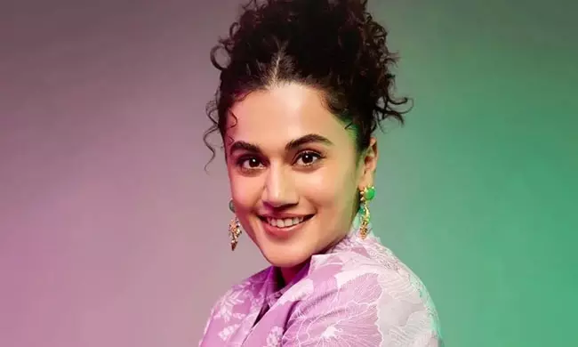 తాప్సీ  కంబ్యాక్ సీక్వెల్ తో ప్లాన్ చేసిందా?