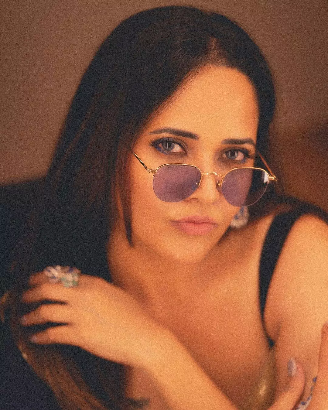 Anasuya Bharadwai Stuns in This Chic Ensemble Anasuya Bharadwai Stuns in This Chic Ensemble