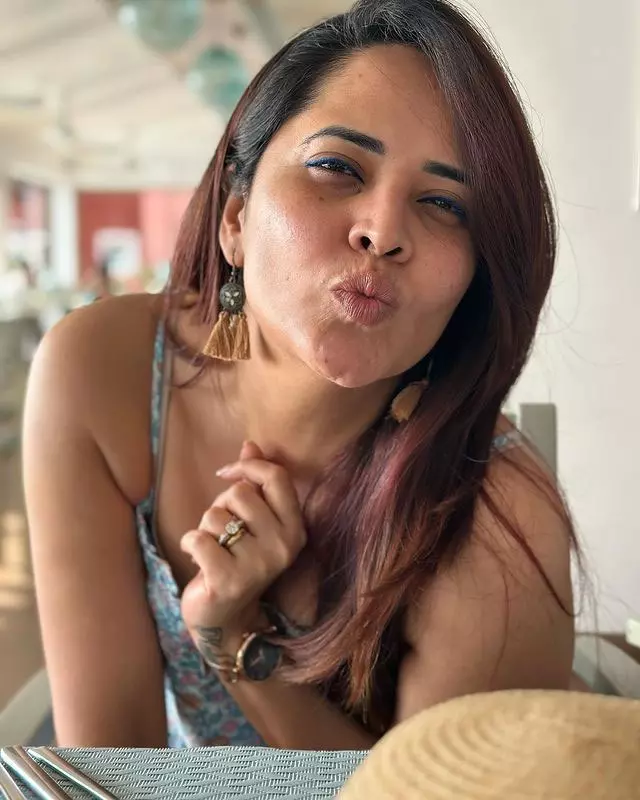 Anasuya Bharadwai Stuns in This Chic Ensemble