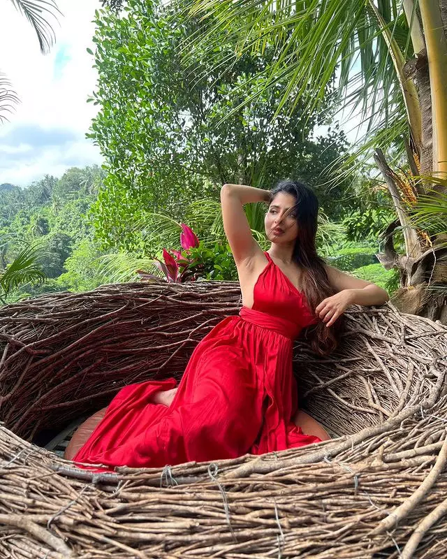 Iswarya Menons Look Will Leave You Breathless Iswarya Menons Look Will Leave You Breathless