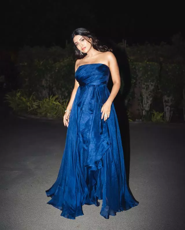 Rashi Singhs Dress Sets Fashion Goals Rashi Singhs Dress Sets Fashion Goals