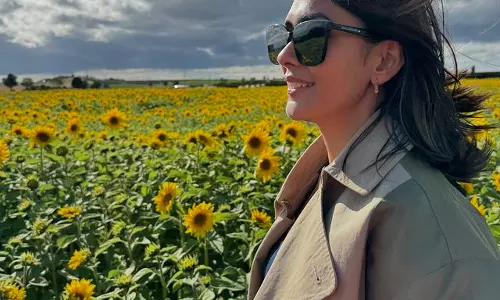 You’ll Love Mrunal Thakur’s Latest Fashion Choice