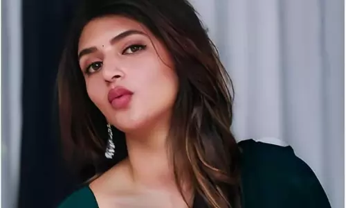 శ్రీలీల‌పై అలాంటి ఆలోచ‌న విర‌మించుకోవాల్సిందే!