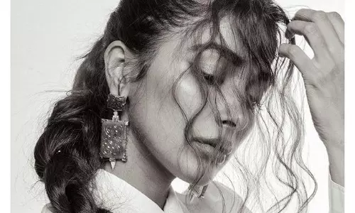 రెండు జ‌డ‌ల సీత ర‌చ్చ రంబోలా