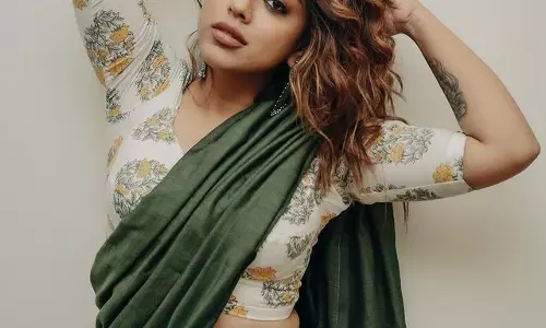 Deviyani Sharma’s Glamorous Look Is Simply Irresistible