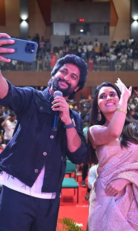 Nani and Priyanka Mohan Promotional Event Pics are Must-See