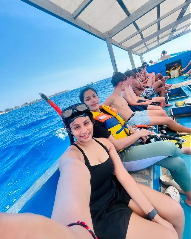 Vishnupriya Bhimeneni Enjoying On Beach Vishnupriya Bhimeneni Enjoying On Beach