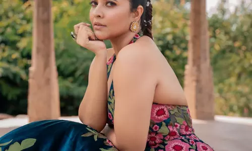 అనసూయ గ్లామర్ మాయ.. ఇలా ఎప్పుడైనా చూశారా..