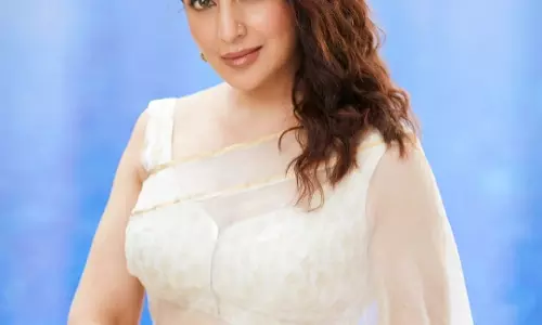 Tisca Zareen Chopra Stuns in This Fabulous Dress