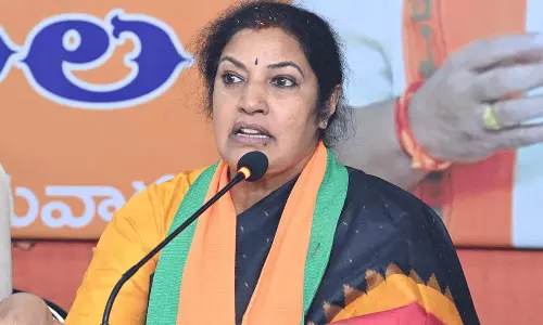 ఆ నేతల చేరికలపై పురందేశ్వరి సంచలన వ్యాఖ్యలు!