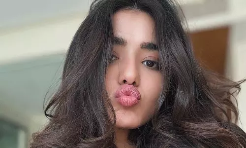 కేతిక పాప.. అలా ముద్దుగా..