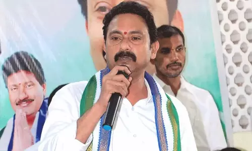 ఆళ్ళ నాని సైకిలెక్కేస్తున్నారా ?