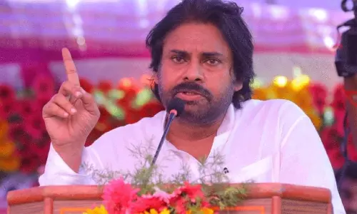 వైసీపీ ఎంత తగ్గితే పవన్ కి అంత హుషార్ !