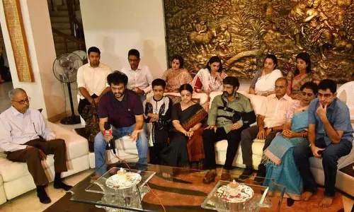 నంద‌మూరి ఫ్యామిలీ అంతా ఒకే బ‌స్సులోనా!