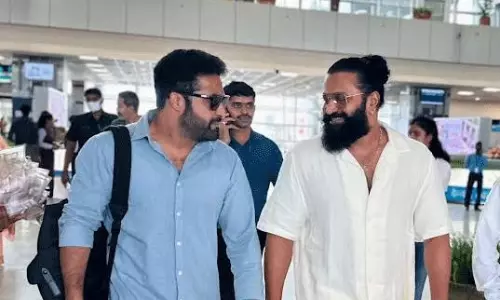 కాంతారా స్టార్ తో దేవర.. వైరల్ క్లిక్