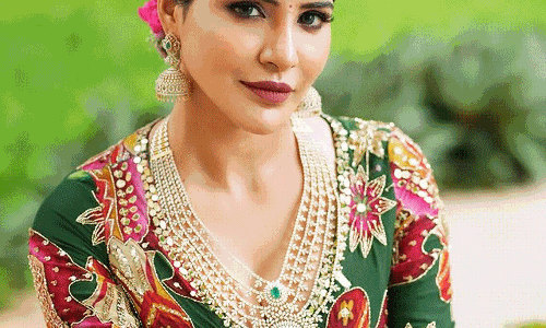 Ashu Reddy Slays Green Lehenga in Her Style