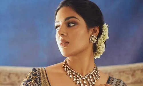 Samyuktha Menon’s Trendy Look Is Pure Perfection