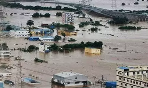 బుడమేరు.. పాలకుల పాపం.. తలా పిడికెడు! బుడమేరు.. పాలకుల పాపం.. తలా పిడికెడు!