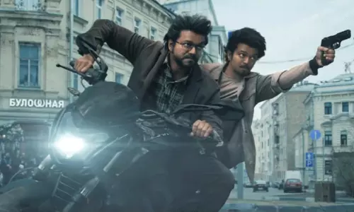 విజయ్‌కి తెలుగులో అంత క్రేజా?