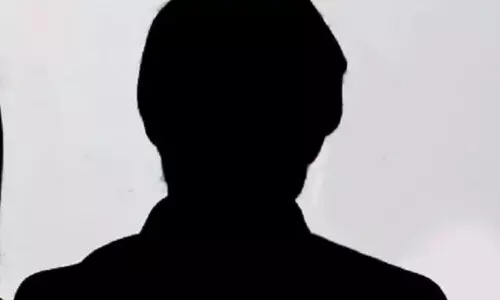 బాక్సాఫీస్ దెబ్బకు హీరో కూడా తిరిగిచ్చేశాడు