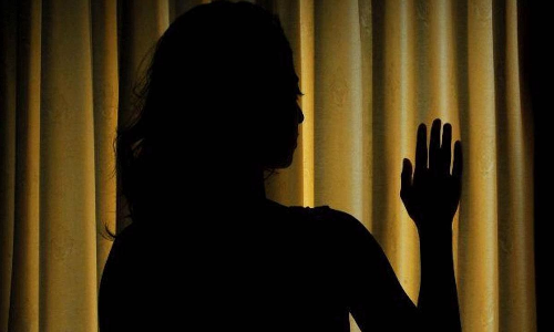 కూతురు అంటూనే అత్యా*చారం.. ద‌ర్శ‌కుడిపై న‌టి ఆరోప‌ణ‌!