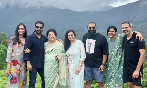 NTR, Prasanth & Rishab Having A Great Time On Hill Station!