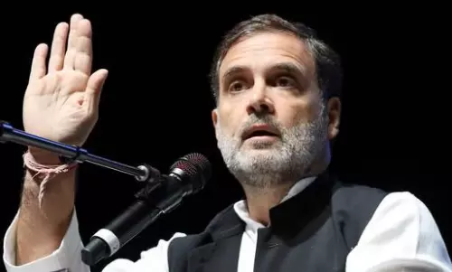 విదేశాలకు వెళ్లి దేశాన్ని తక్కువ చేసి.. ఇతరుల్ని పొగడటమేంది రాహుల్?