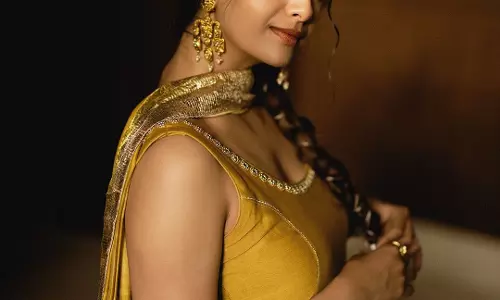 Keerthy Suresh Rocks This Elegant Ensemble Keerthy Suresh Rocks This Elegant Ensemble