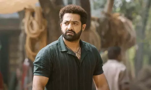 దేవర హిందీ ఓపెనింగ్స్.. తారక్ పెద్ద స్కెచ్చే!