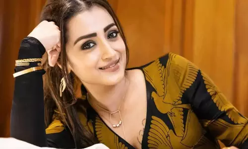 తెలుగు త్రిష వెర్సస్ తమిళ త్రిష