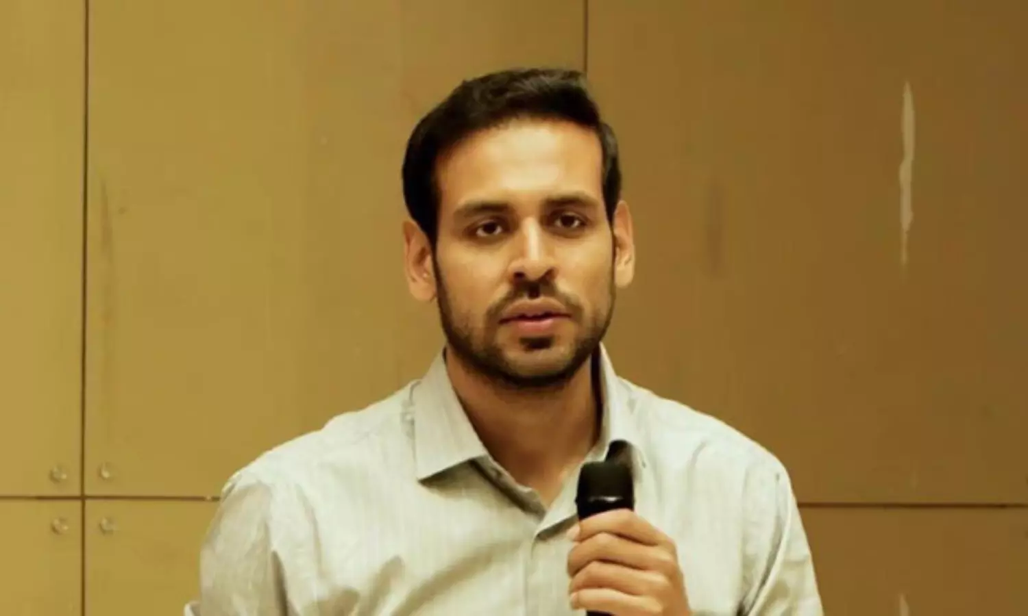 ఐపాక్ రిషి...సాఫ్ట్ వేర్ కంపెనీ పెట్టాడా ?