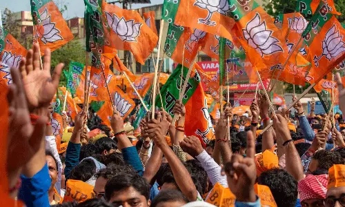 ఆ రెండూ ఓడితే బీజేపీ పరిస్థితి ఏంటి ?