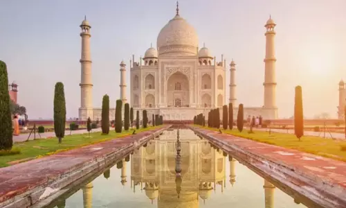 తాజ్‌మహల్‌కు ప్రమాదం పొంచి ఉన్నదా..? అధికారులు ఏమంటున్నారు..?