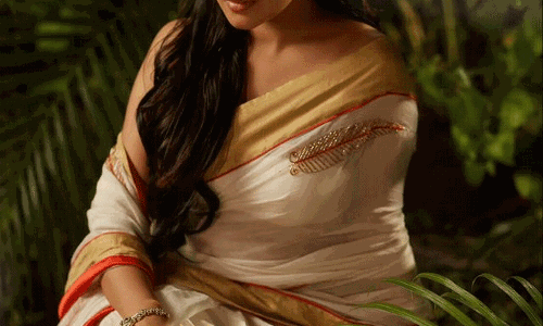 Anikha Surendrans Glamorous Looks That Wow Every Time