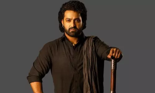 దేవర.. కత్తిలాంటి ఎన్టీఆర్